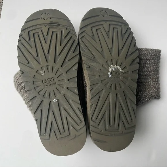 UGG Cozy Slouchy Knit Boots - Picture 7 of 8